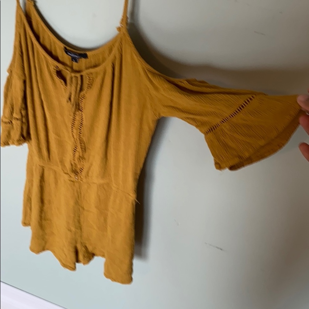 YELLOW ROMPER 🤍 - Picture 2 of 2